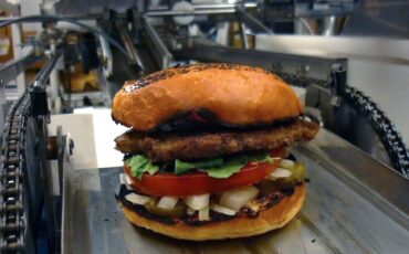 momentum-machines-real-burger